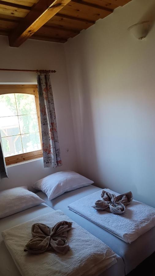 Vica Apartman Balatonberény エクステリア 写真